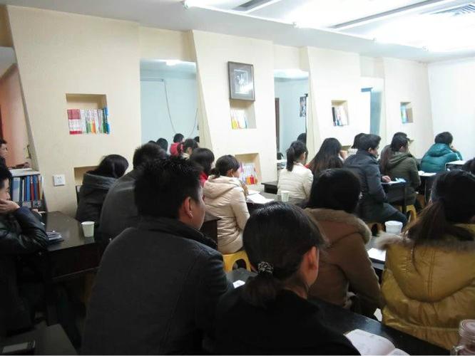 重慶金陽光教育咨詢 以專業教育咨詢，點亮山城學子的成長之路